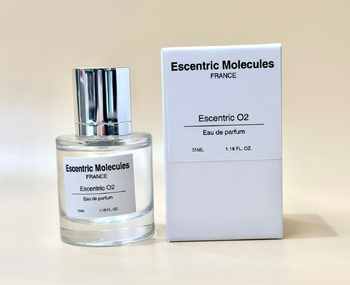 Мини-парфюм E.S.C.E.N.T.R.I.C M.O.L.E.C.U.L.E.S E.S.C.E.N.T.R.I.C 02 -35 ml